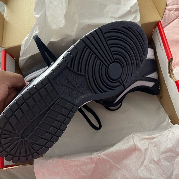 Georgetown Nike dunks low - Picture 3 of 4